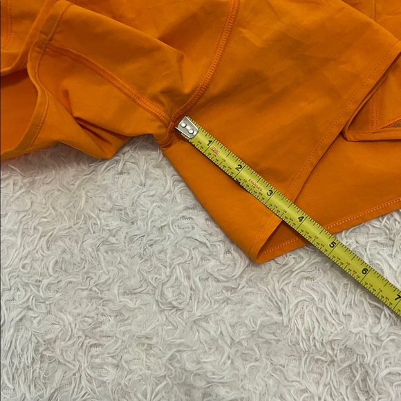 lululemon athletica Hotty Hot High-Rise 4” Short Orange Flash - Picture 5 of 8